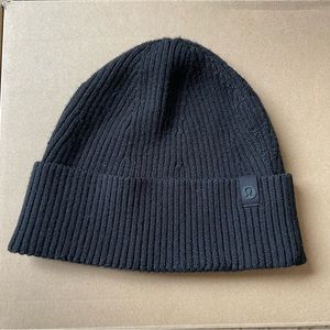 Lululemon ribbed beanie